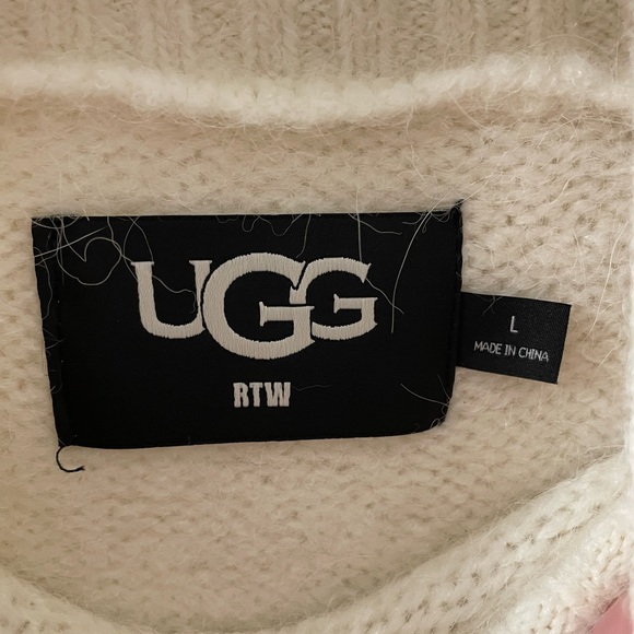 UGG NWOT Women's Lylah Rollneck Sweater in Cream Oversized 27” PTP - Picture 5 of 13